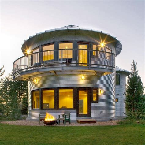 homes made from grain silos